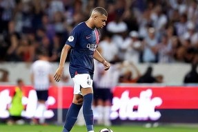 姆巴佩在TES比赛中势不可挡，出色防守引发热议！的简单介绍爱游戏中国