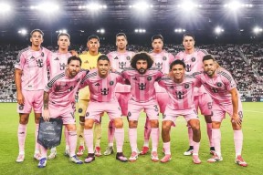 包含梅西巅峰对决，西亚卡姆与40激战中国队分钟，败北胜负难料！的词条爱游戏中国