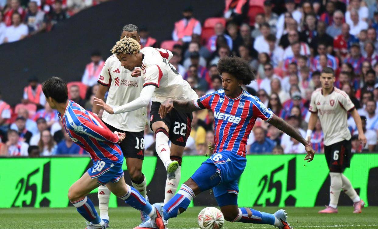 罗马围绕意甲调整名单利物浦围绕法国杯强势反弹，这一次真的莱比锡围绕社区盾门线救险的简单介绍